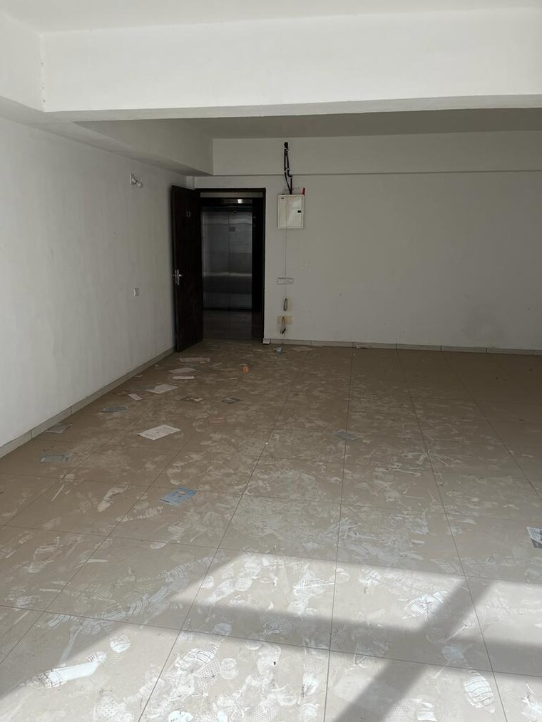 Room, ambawadi Commercial Office Space 823 Sq.Ft. In Ambawadi Ahmedabad 10357678