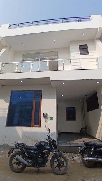 2 BHK House for Sale in Upsidc Site B, Greater Noida