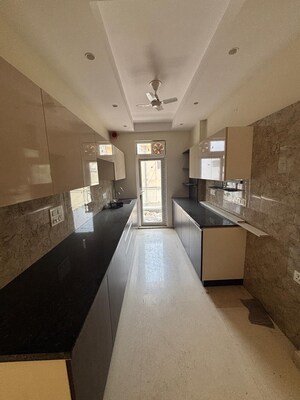 Building Lobby in 3 BHK Builder Floor at Naraina – for Sale
