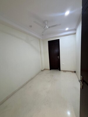 Room in 3 BHK Builder Floor at Naraina – for Sale