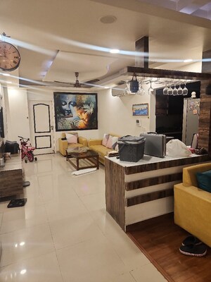 Team Area in 3 BHK Apartment at Uninav Bliss, Raj Nagar Extension – for Rent
