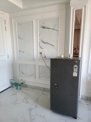 Furnished Amenities in 4 BHK Builder Floor at Jawahar Nagar – for Sale
