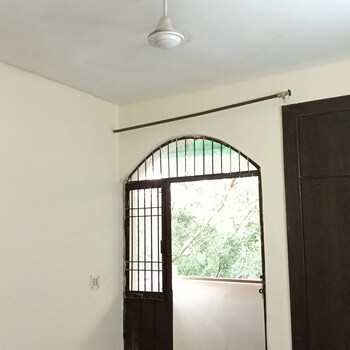 3 BHK Flat for Rent in Sector 10 Dwarka, Delhi
