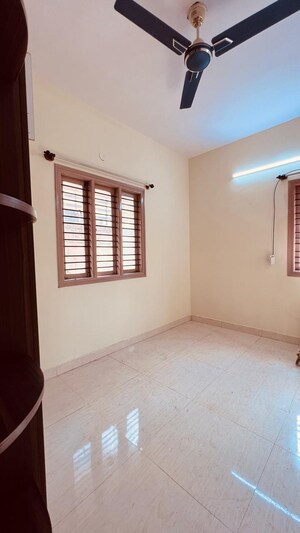 Room in 3 BHK Apartment at Doddanekundi – for Rent