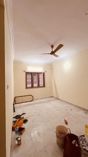Room in 3 BHK Apartment at Doddanekundi – for Rent