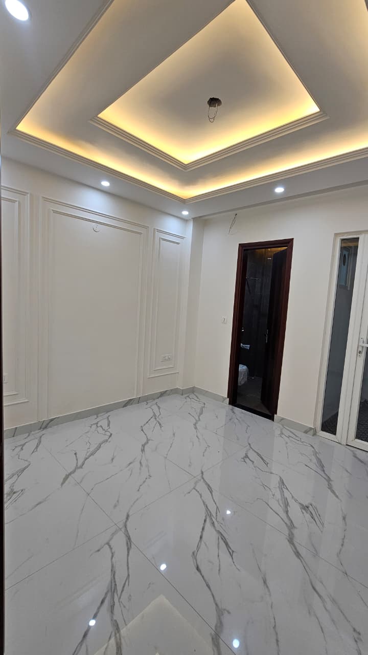 3 BHK Builder Floor For Sale in Puri Kohinoor