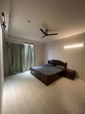 Bedroom in 4 BHK Apartment at DLF The Crest, Sector 54 – for Rent