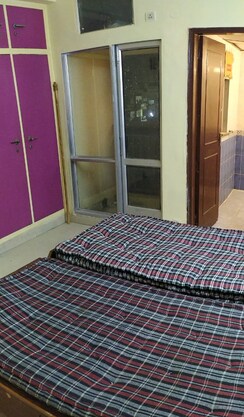 1 BHK Independent House For Rent in Sector 26