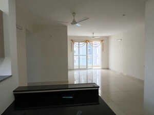Room in 3 BHK Apartment at Brigade Laguna, Hebbal – for Rent
