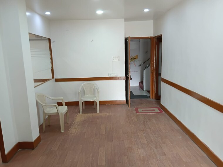 Floor Plan, dhantoli Commercial Office Space 1000 Sq.Ft. In Dhantoli Nagpur 10360113