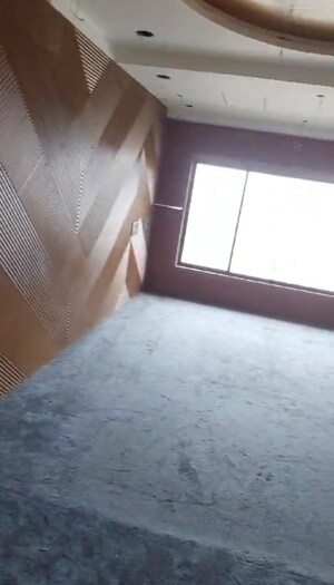  Office Space For Rent in Navrangpura