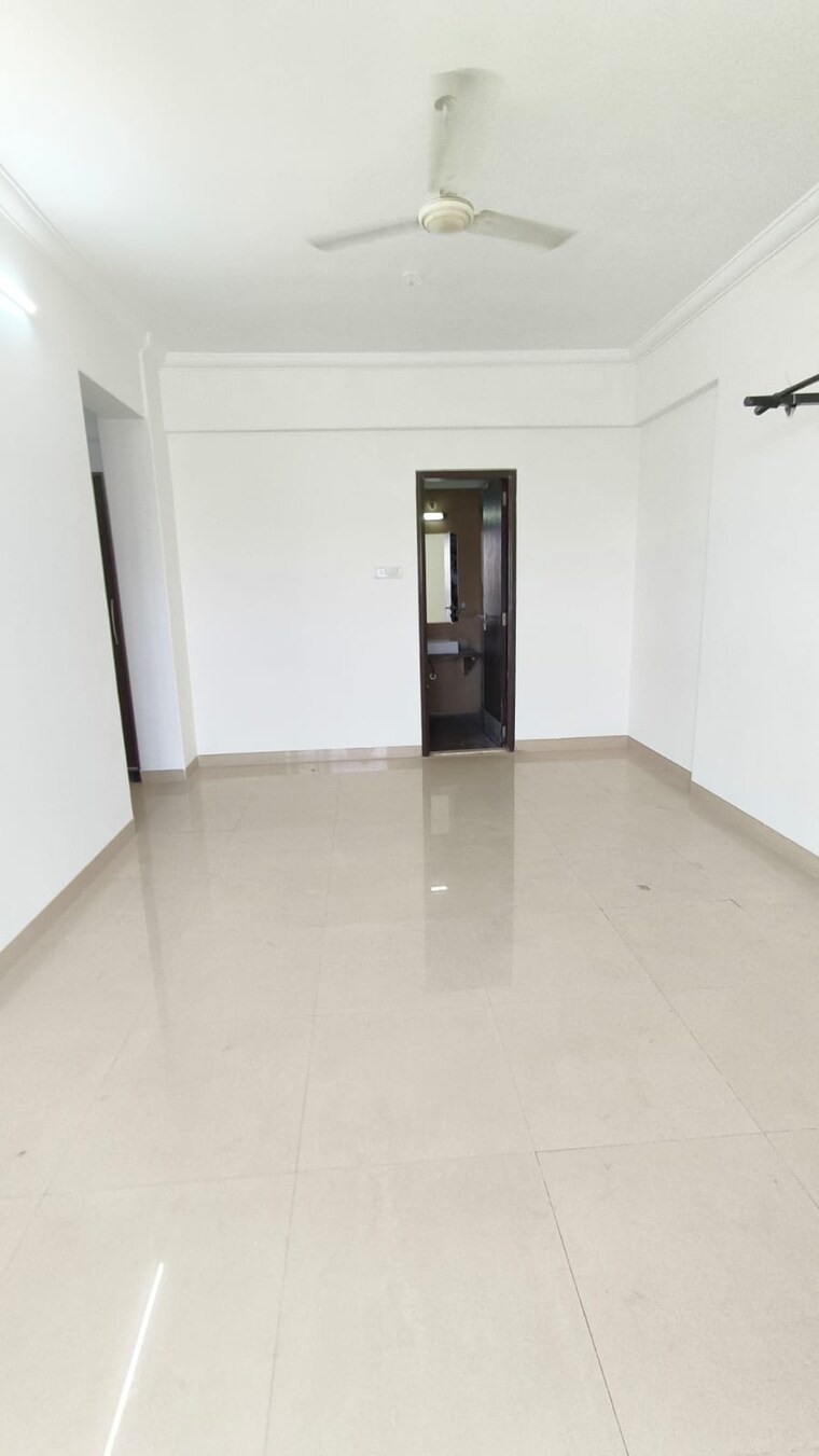 Room, satellite-tower 2 Bedroom 905 Sq.Ft. Apartment In Goregaon East Mumbai 10360118