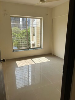 2 BHK Apartment For Rent in RR Lunkad 66 Avenue