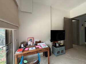  2 BHK Apartment at Bandra West – for Rent