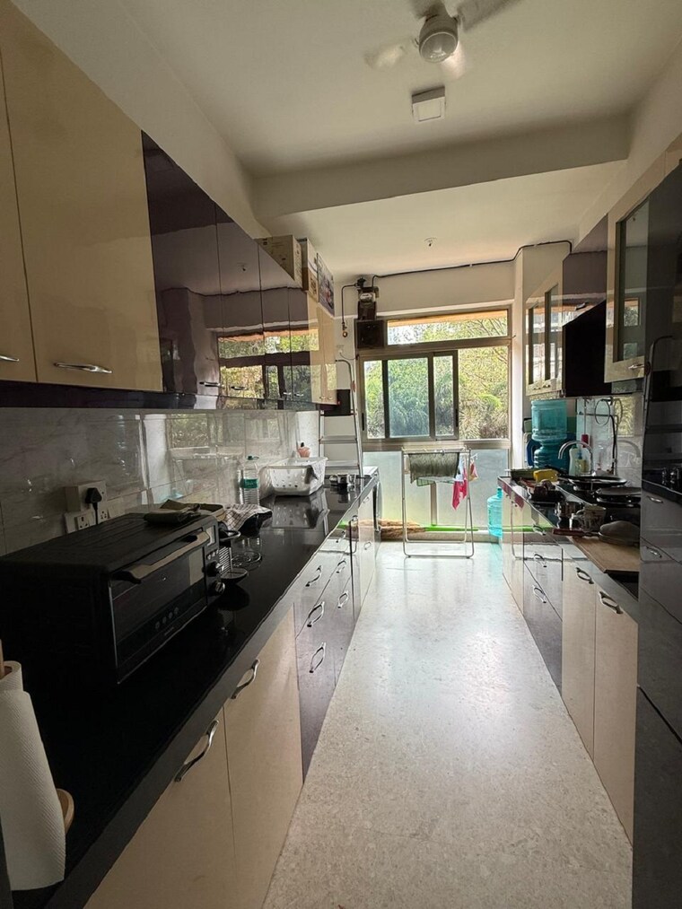 Kitchen, bandra west 2 Bedroom 700 Sq.Ft. Apartment In Bandra West Mumbai 10360154