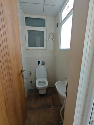 Bathroom in 3 BHK Apartment at Nabha – for Rent