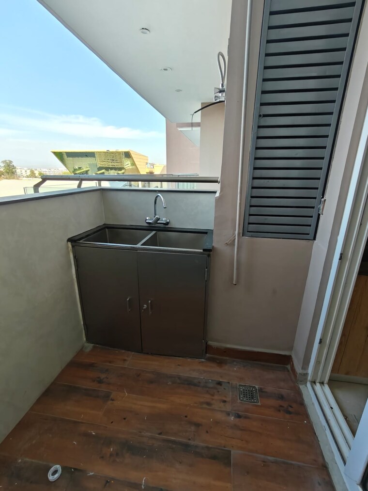 Balcony, nabha 3 Bedroom 2247 Sq.Ft. Apartment In Nabha Zirakpur 10360167