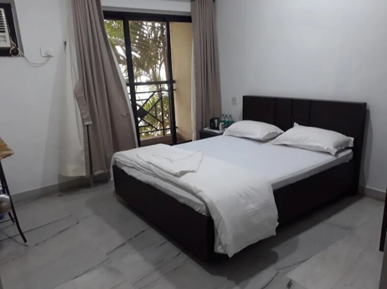 Bedroom, mittal-phoenix-towers 3 Bedroom 1100 Sq.Ft. Apartment In Lower Parel Mumbai 10360173