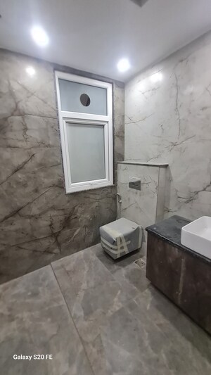 Bathroom in 3 BHK Builder Floor at Dlf Phase ii – for Sale