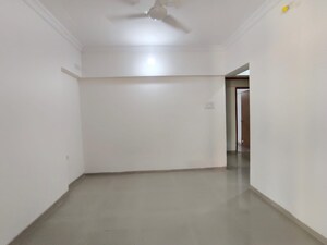 Room in 2 BHK Apartment at MM Spectra, Chembur – for Rent