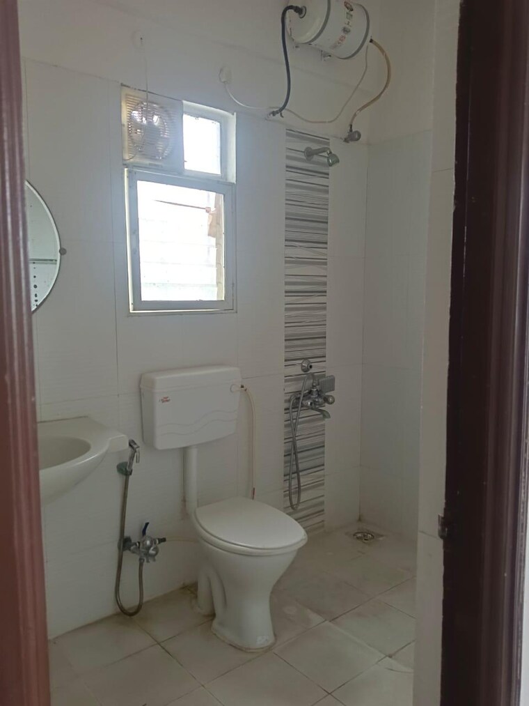 Bathroom, goel-ganga-estoria 2 Bedroom 1000 Sq.Ft. Apartment In Undri Pune 10361517