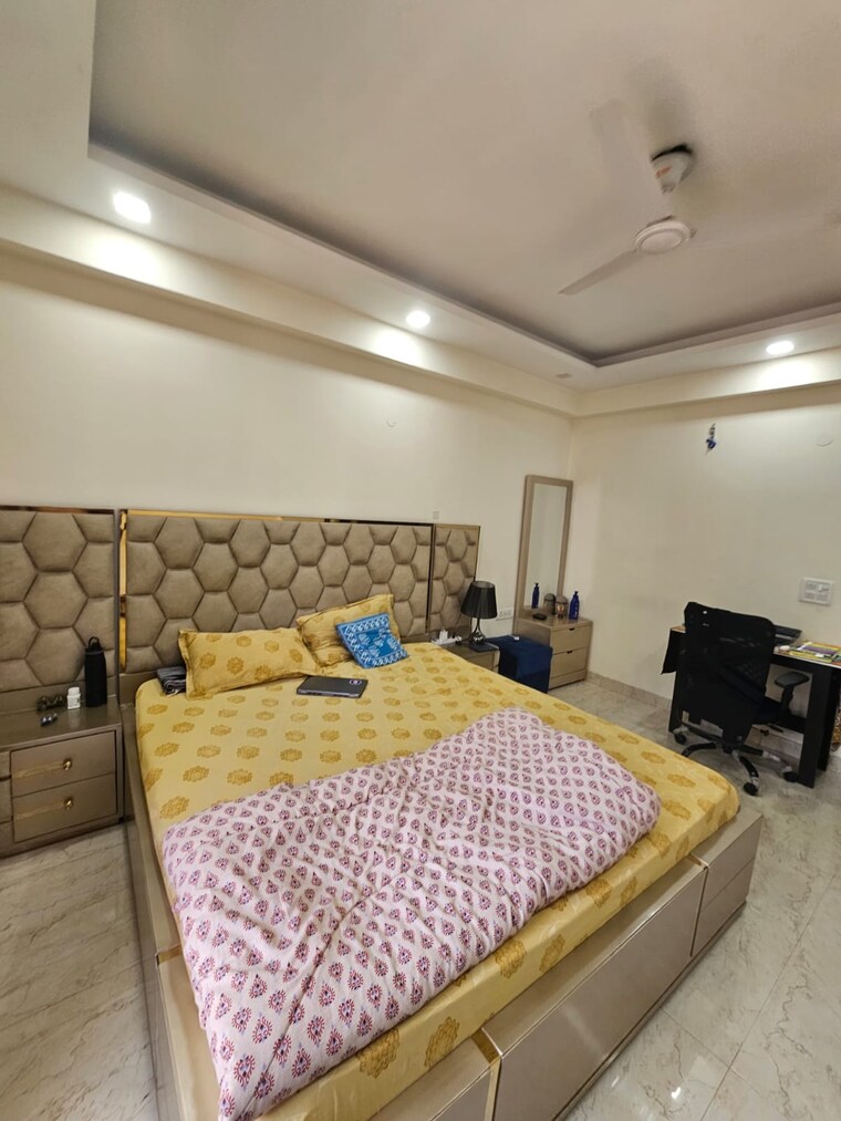 Bedroom, sector 52 2 Bedroom 1200 Sq.Ft. Builder Floor In Sector 52 Gurgaon 10361546