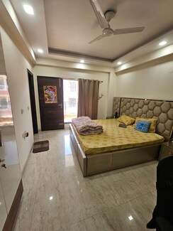 2 BHK Builder Floor For Rent in Sector 52