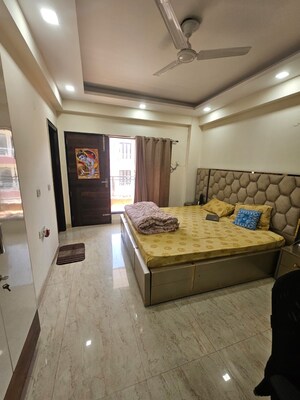2 BHK Builder Floor For Rent in Sector 52