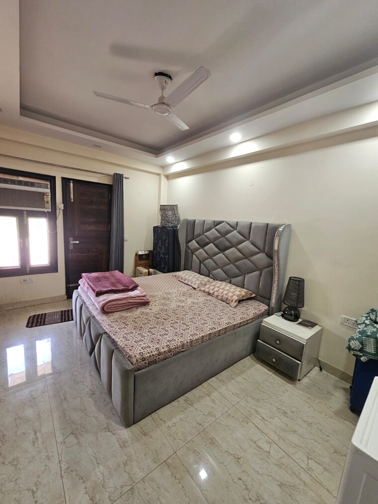 Bedroom, sector 52 2 Bedroom 1200 Sq.Ft. Builder Floor In Sector 52 Gurgaon 10361546