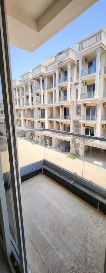 Signature Global City 92