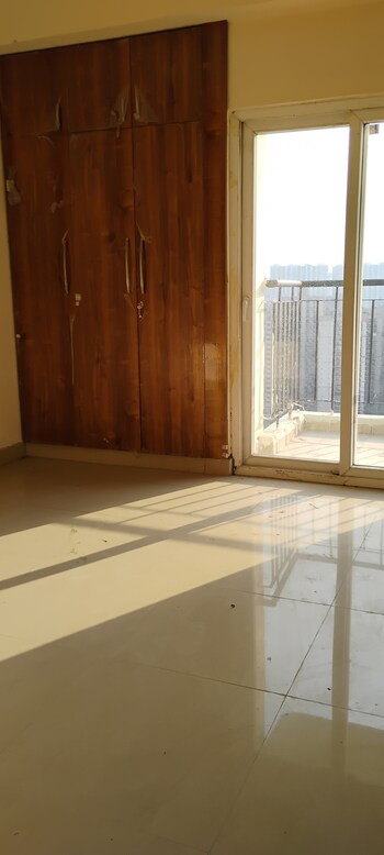 Amrapali Ivory Heights