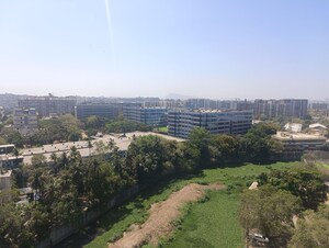Plot Area in 2 BHK Apartment at Dudhawala Proxima Residences, Andheri East – for Rent