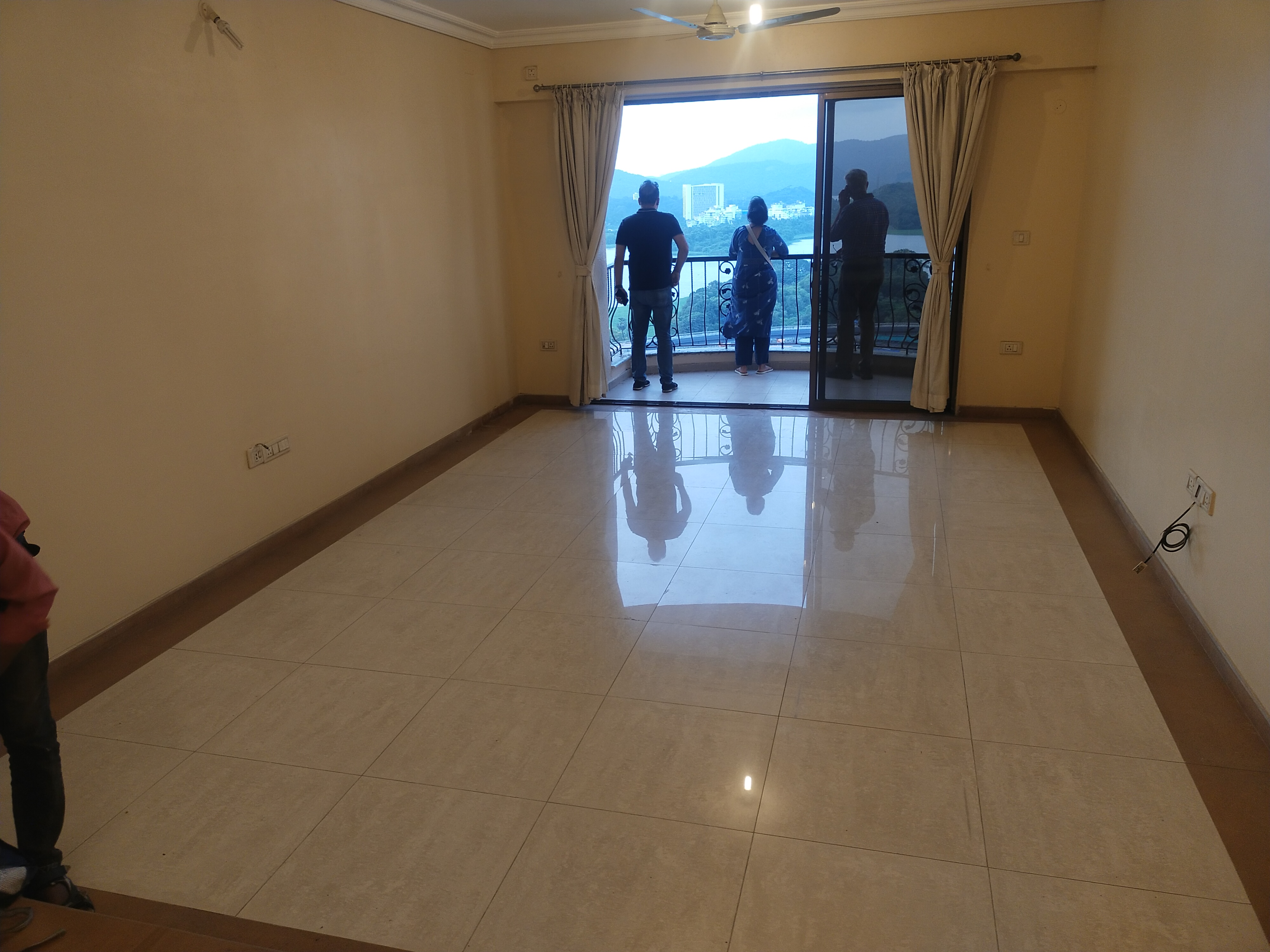 3 BHK + Pooja Room,Store Room 1470 Sq.Ft. Apartment in Hiranandani Avalon