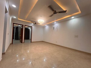 3 BHK Builder Floor For Rent in Chattarpur