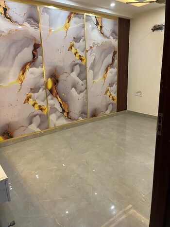 2 BHK Builder Floor for Sale in Sector 73, Noida
