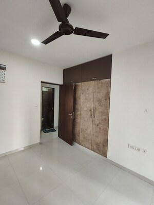 Room in 2 BHK Apartment at Acme Ozone, Manpada – for Rent