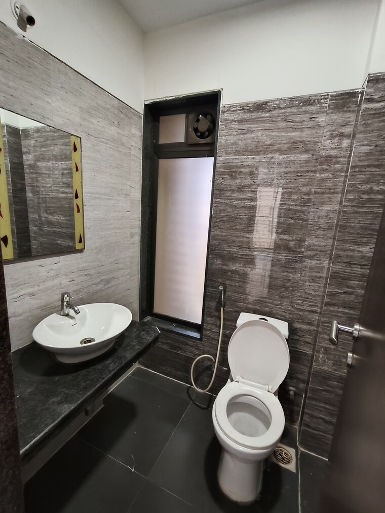 Bathroom, acme-ozone 2 Bedroom 700 Sq.Ft. Apartment In Manpada Thane 10364574