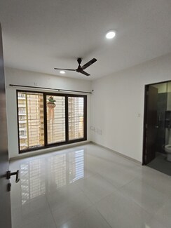 2 BHK Apartment For Rent in Acme Ozone