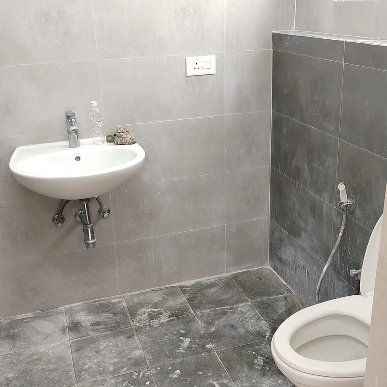 Bathroom, rk-cpr-bella-vista 3 Bedroom 4906 Sq.Ft. Apartment In Nallagandla Hyderabad 10364579