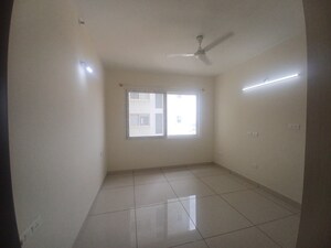 Room in 3.5 BHK Apartment at Prestige Lakeside Habitat, Varthur – for Rent