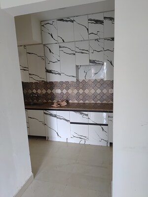 Room in 2 BHK Apartment at Signature Global Proxima Phase 2, Sector 89 – for Rent