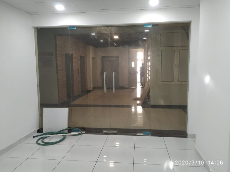 Room, motia-citi-royal-business-park Commercial Office Space 445 Sq.Ft. In Ambala Highway Zirakpur 10365276