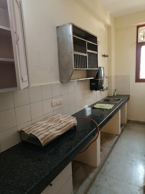 Kitchen in 2 BHK Builder Floor at Dlf Phase I – for Rent