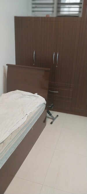 Bedroom in 2 BHK Apartment at Banashankari – for Rent