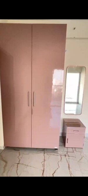 Furnished Amenities in 3 BHK Apartment at Pandav Nagar – for Rent