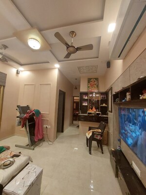 Team Area in 2 BHK Apartment at Lodha Amara, Kolshet Road – for Sale