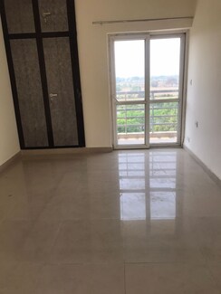 3 BHK + Pooja Room Apartment For Sale in Bptp Park Floors ii