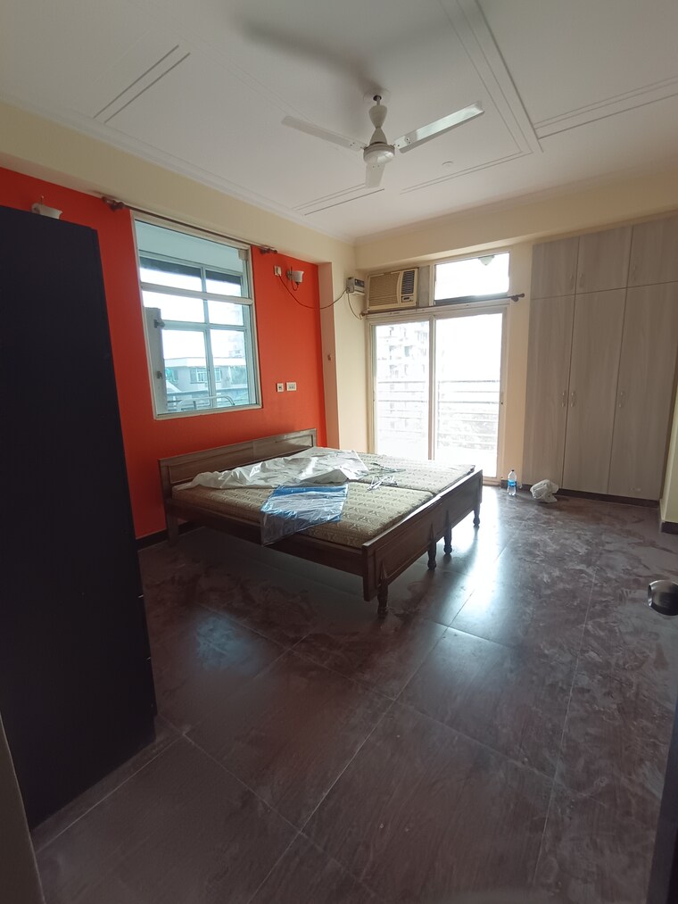 Living Room, mahagun-mansion-i-and-ii 2 Bedroom 1250 Sq.Ft. Apartment In Vaibhav Khand Ghaziabad 10366091