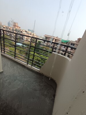 Balcony in 2 BHK Apartment at Mahagun Mansion I and II, Vaibhav Khand – for Rent