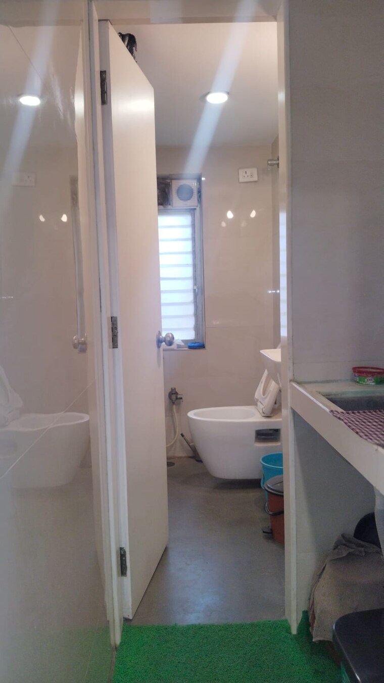 Bathroom, chembur Commercial Office Space 390 Sq.Ft. In Chembur Mumbai 10371539